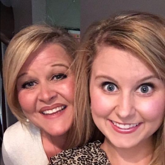 Meet your poshers ❤️ - Picture 2 of 4